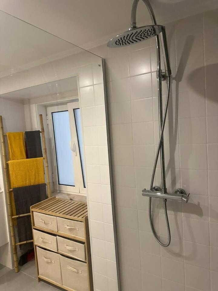 Stylish Renovated Apartment In Chiado Lisboa Kültér fotó