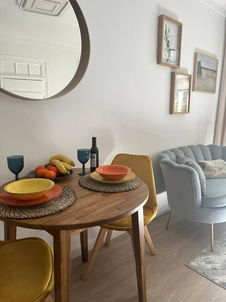 Stylish Renovated Apartment In Chiado Lisboa Kültér fotó
